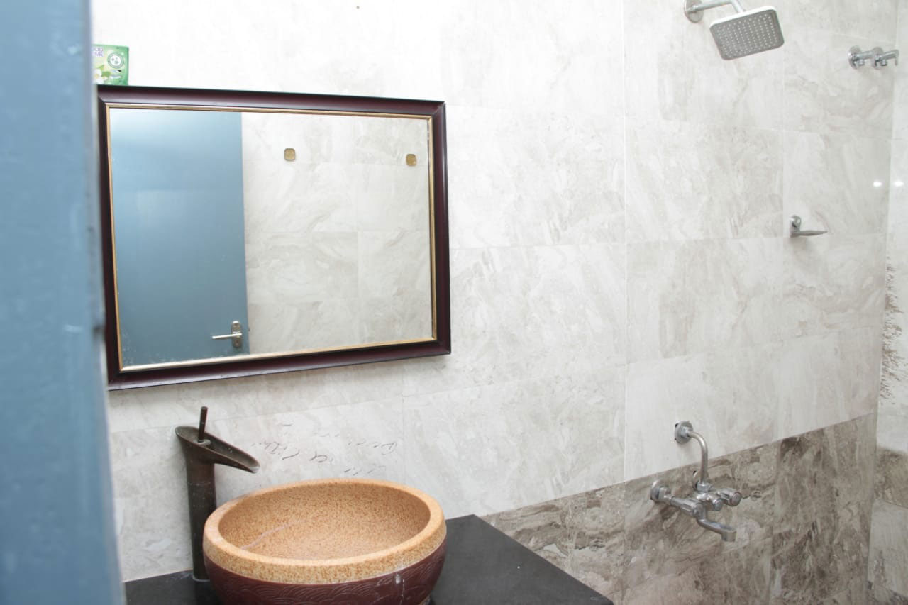 Leading Hotels in Palani