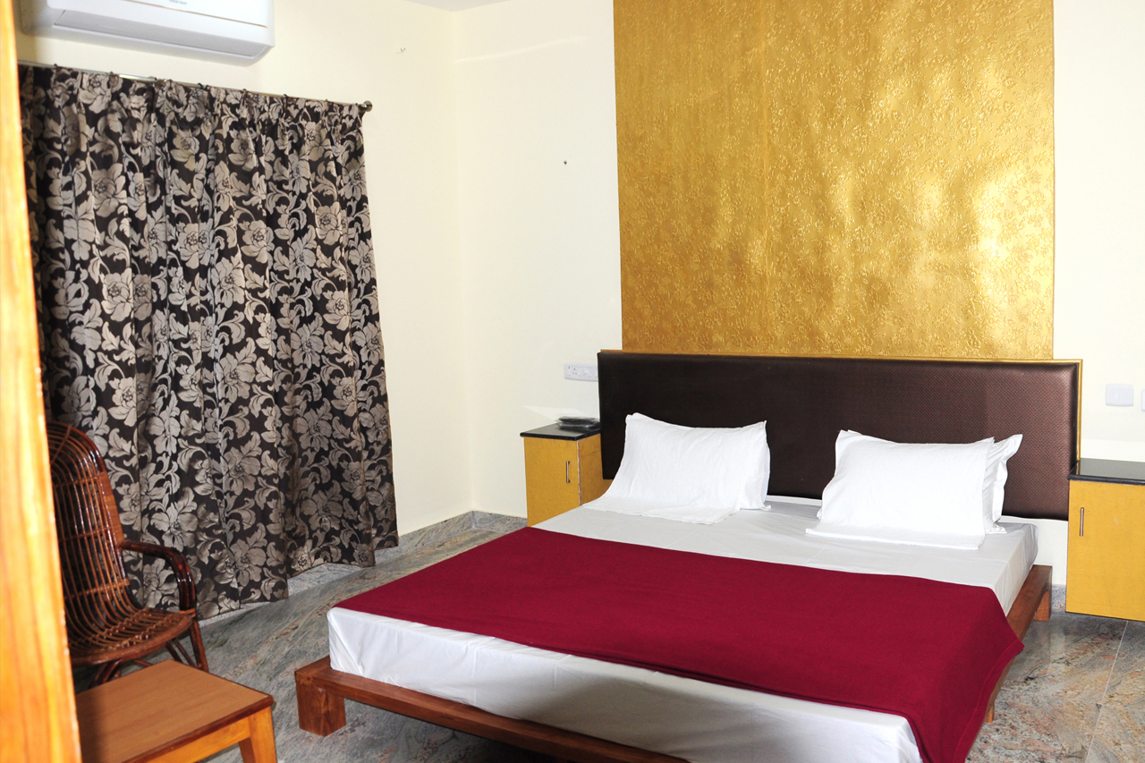 Rooms in palani