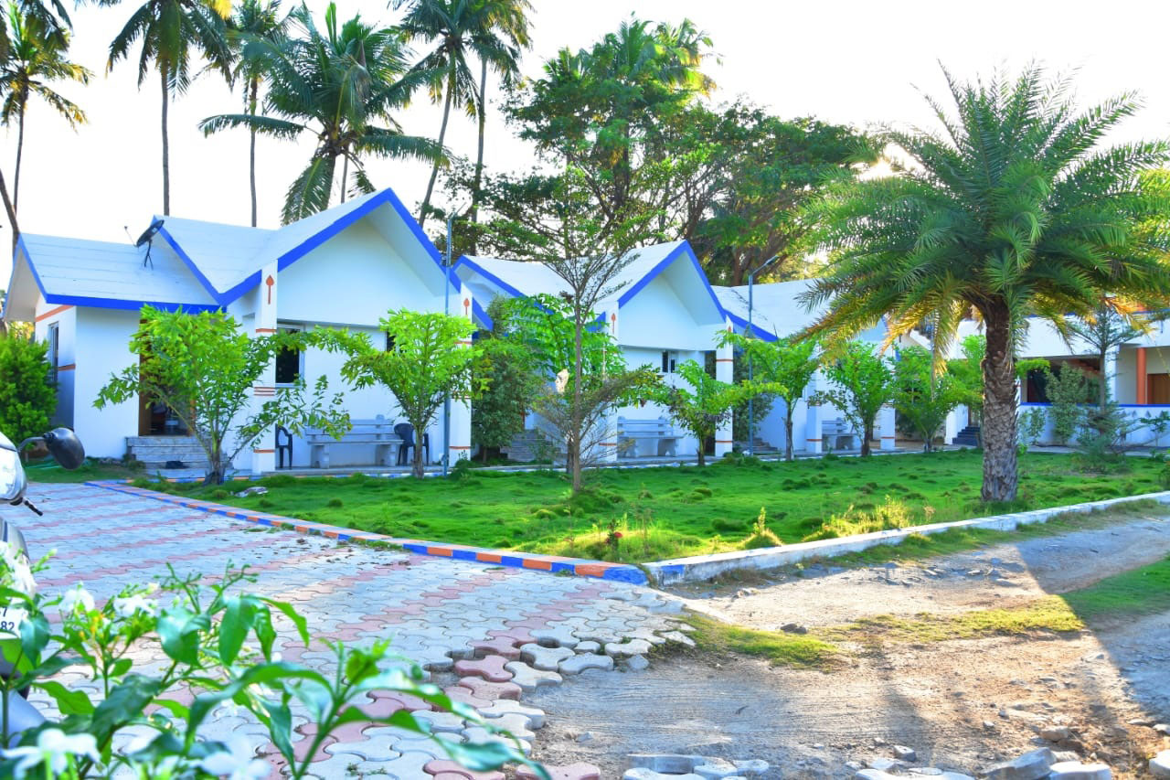 Hotels in Palani
