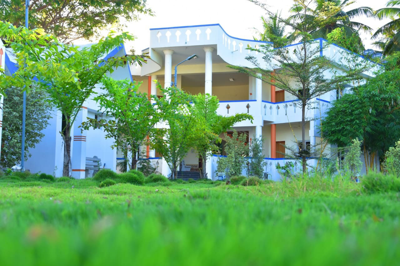 Top Hotels in Palani